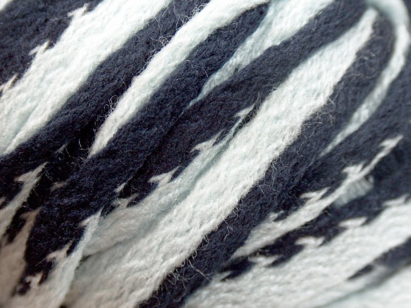 Acacia Yarns Frill Yarn in Colorway 007