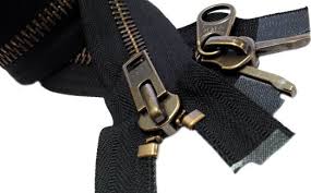 19.5 inch (49 cm) - YKK Jacket Two Way Open Ended Separating Zipper - Black w Brass Teeth